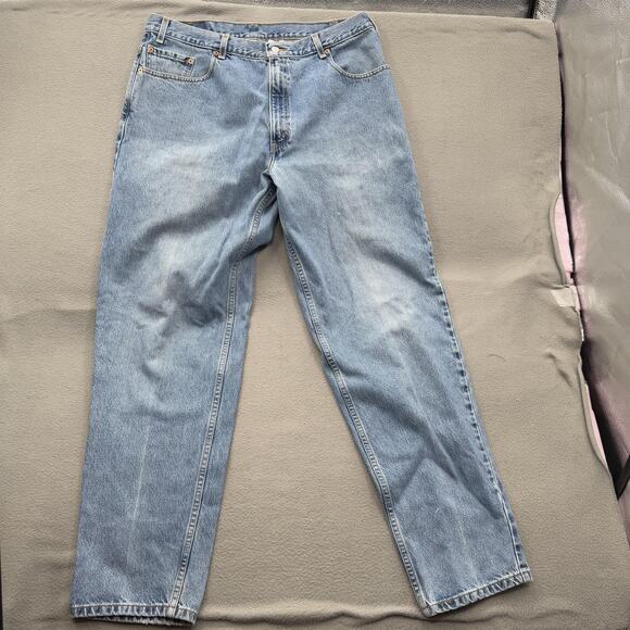 Levis 560 Jeans Mens 38x34 Blue Denim Loose Fit Tapered Leg Zip Fly 500 Series - Picture 1 of 9